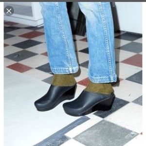 BRAND NEW NEVER WORN no. 6 store clog black